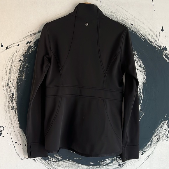 Lululemon In Profile Jacket - Picture 2 of 3